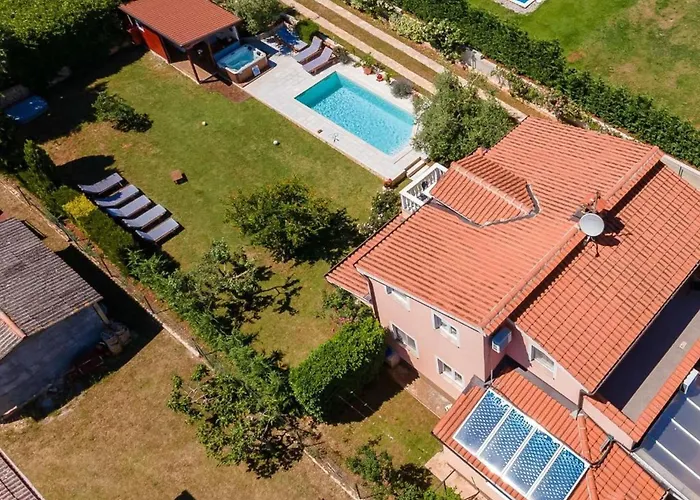 House Haus Petar *
