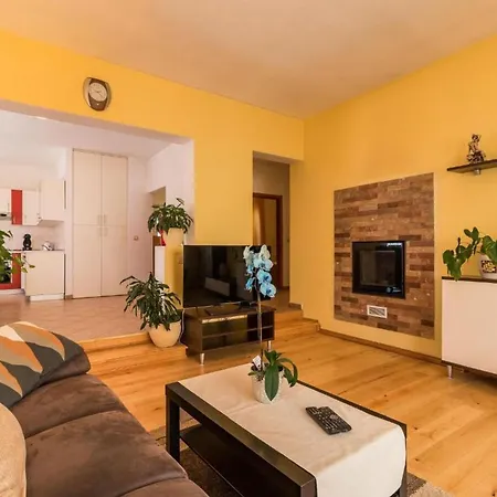 House Haus Petar *