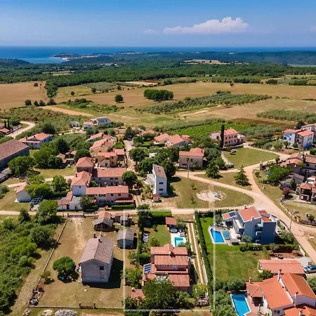 House Haus Petar Holiday home Tar-Vabriga
